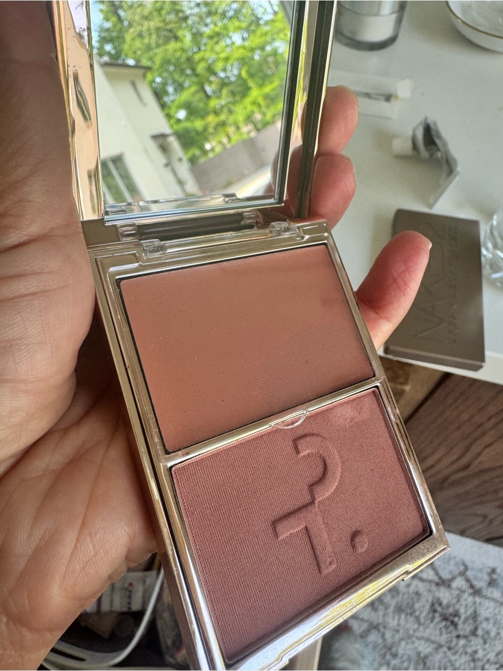 Patrick Ta Dual Blush Compact - Warm Peach & Dusty Rose - Picture 2 of 9